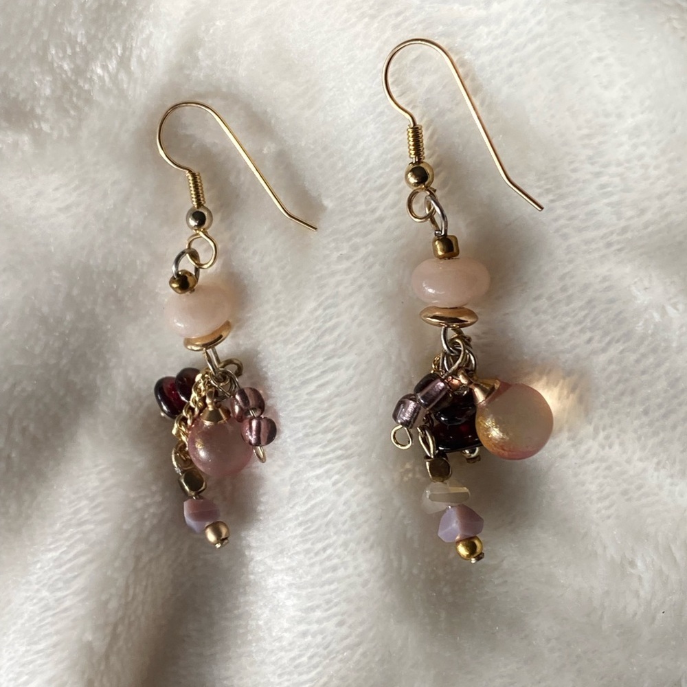 NEW MAGNETIC HEALING Gold and Pink Dangle Earrings - Picture 4 of 6